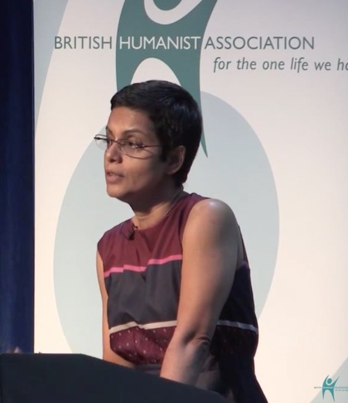 Bonya_Ahmed_gives_the_Voltaire_Lecture_2015___Fighting_machetes_with_pens__-_YouTube